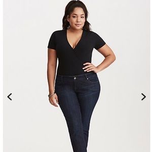 Torrid dark wash boyfriend jeans EUC - size 18R